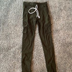 Army green cargo leggings